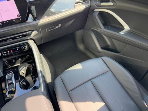 Used 2025 Audi Q5 Premium Plus w/ Premium Plus image 15