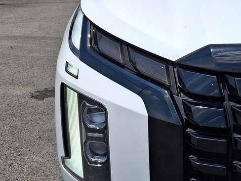 Certified 2023 Hyundai Palisade Limited AWD/4WD image 9