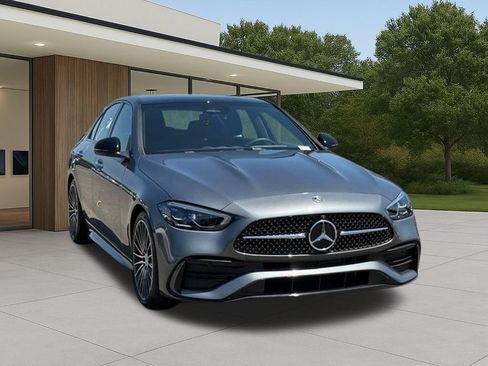 Used 2025 Mercedes-Benz C 300 Sedan image 5
