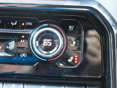 Used 2025 GMC Sierra 2500 AT4 AWD/4WD image 28