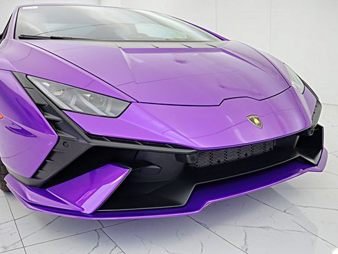 Used 2024 Lamborghini Huracan Tecnica RWD image 22