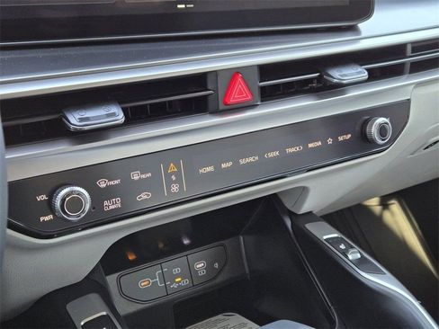 New 2026 Kia Sorento S w/ S Panoramic Sunroof Package FWD image 30