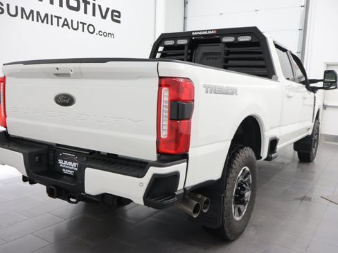 Used 2024 Ford F350 Lariat w/ Lariat Ultimate Package AWD/4WD image 4