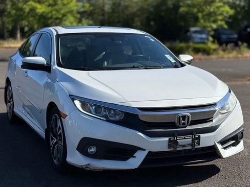 Used 2016 Honda Civic EX-T image 7