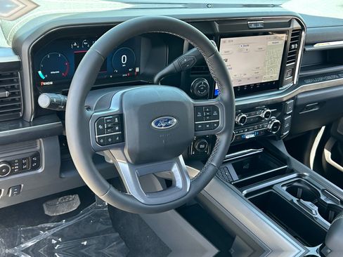 New 2026 Ford F250 Lariat w/ Lariat Ultimate Package AWD/4WD image 9