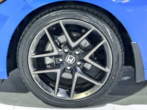 Used 2024 Honda Civic Sport Touring image 12