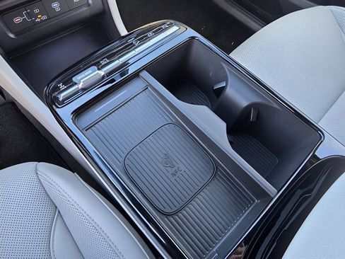 New 2026 Hyundai Tucson Limited image 19