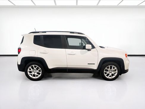 Used 2020 Jeep Renegade Latitude FWD image 19