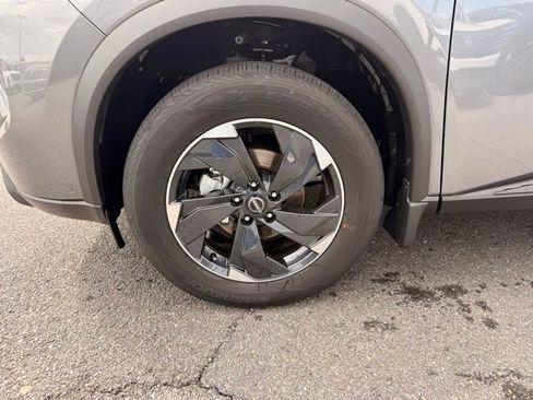 New 2026 Nissan Rogue SV w/ SV Premium Package image 9