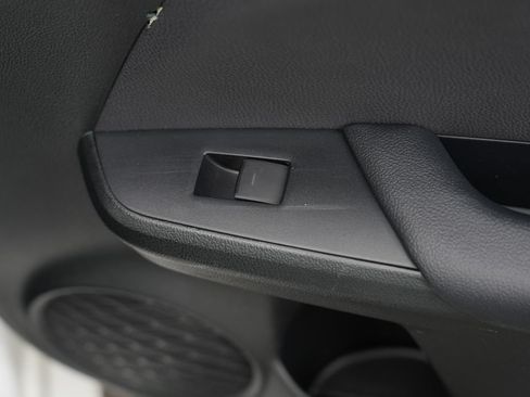 Used 2021 Toyota Prius Prime LE w/ Carpet Mat Package (TMS) FWD image 33