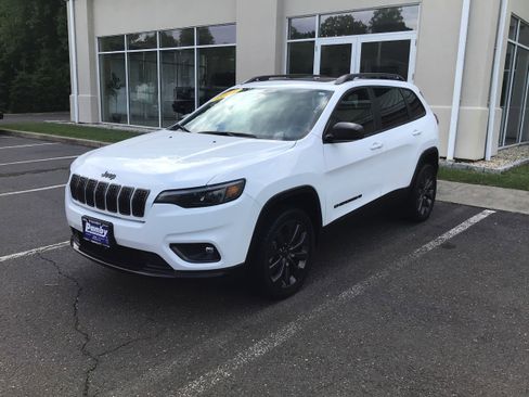 Used 2021 Jeep Cherokee Latitude Lux 80th Anniv w/ Quick Order Package 26U 80TH AWD/4WD image 3