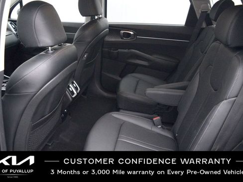 Certified 2023 Kia Sorento EX AWD/4WD image 12