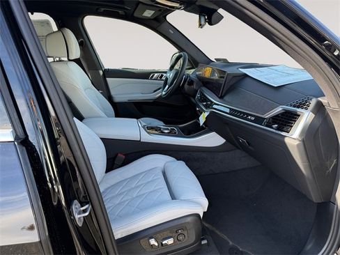 New 2026 BMW X5 xDrive40i w/ Climate Comfort Package image 15