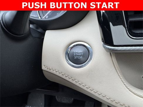 Certified 2022 Toyota Highlander Platinum image 35