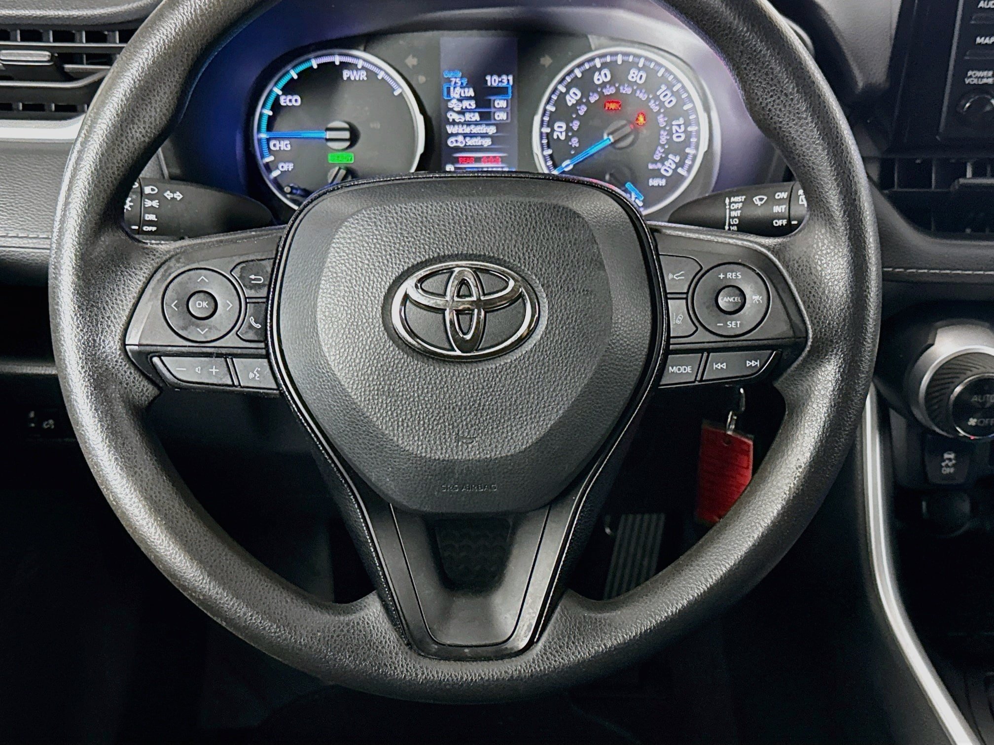 Used 2021 Toyota RAV4 LE AWD/4WD image 24
