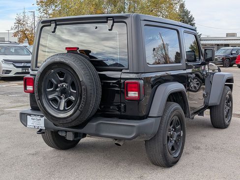 Used 2023 Jeep Wrangler Sport image 3