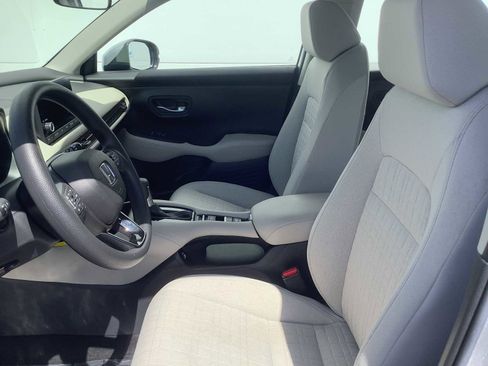 Certified 2023 Honda HR-V LX image 2