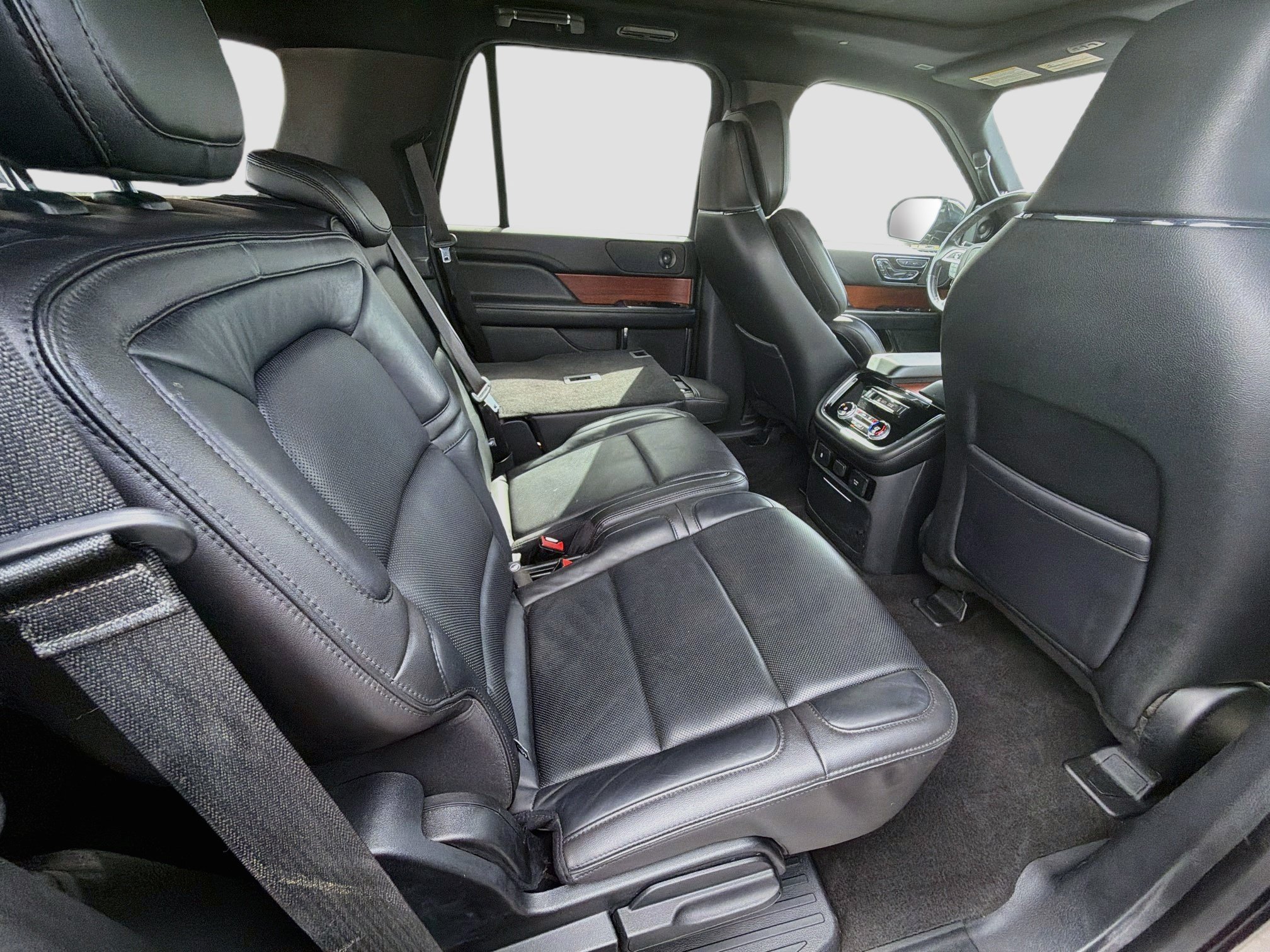 Used 2018 Lincoln Navigator Reserve w/ Technology Package AWD/4WD image 29