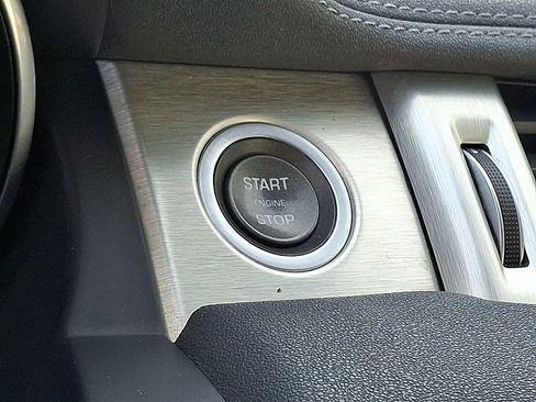 Used 2016 Land Rover Range Rover Evoque SE image 22