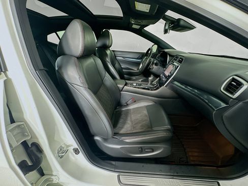 Used 2021 Nissan Maxima SR w/ Sport Mat Group image 33