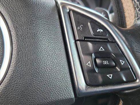 Used 2019 Chevrolet Camaro LT image 15