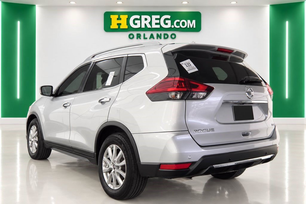 Used 2020 Nissan Rogue SV FWD image 2
