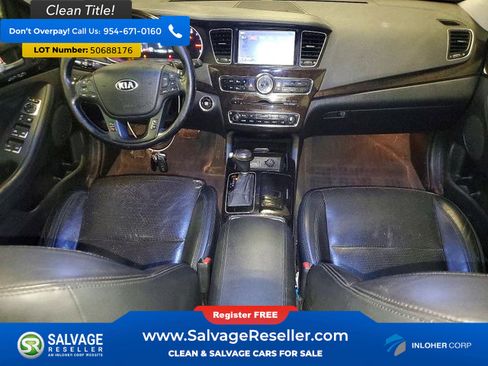 Used 2014 Kia Cadenza Premium w/ Luxury Package FWD image 11