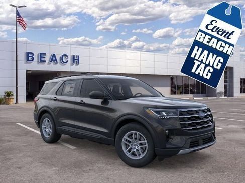 New 2026 Ford Explorer Active w/ Active Comfort Package RWD image 1