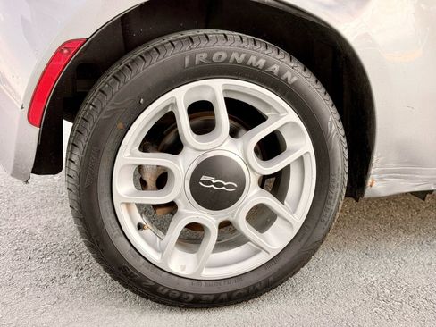 Used 2015 FIAT 500 Pop image 11