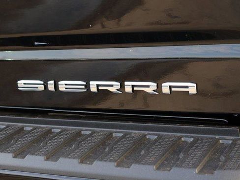 New 2026 GMC Sierra 2500 Denali w/ Denali Reserve Package image 17