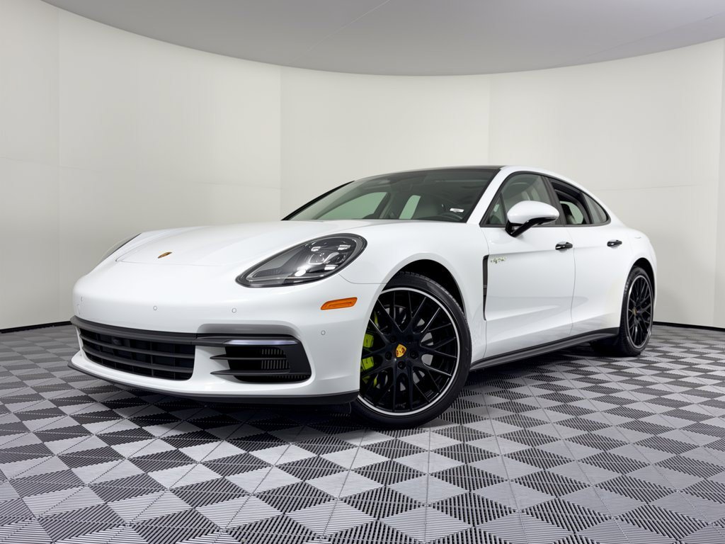 Used 2018 Porsche Panamera 4 AWD/4WD image 1