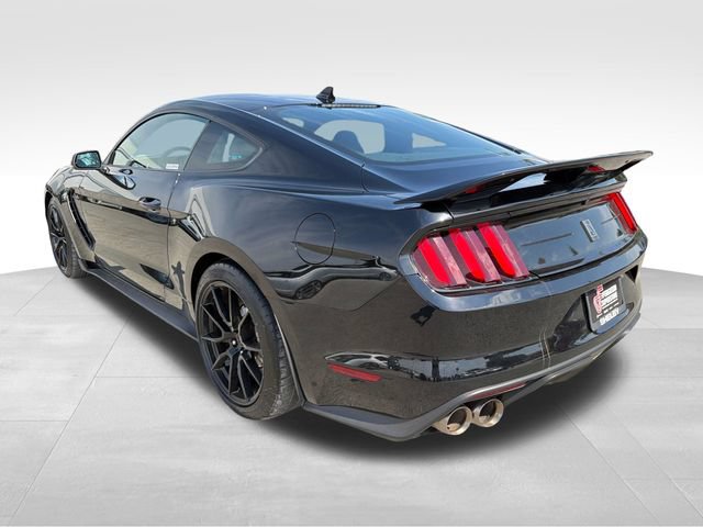 Used 2020 Ford Mustang Shelby GT350 w/ Technology Package RWD image 5