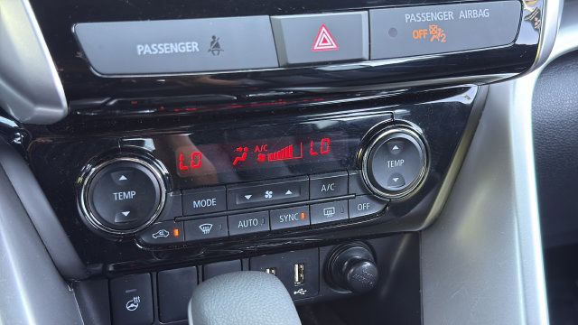Used 2024 Mitsubishi Eclipse Cross SE AWD/4WD image 23