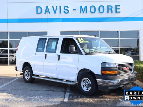Used 2024 GMC Savana 2500 w/ Driver Convenience Package RWD image 3