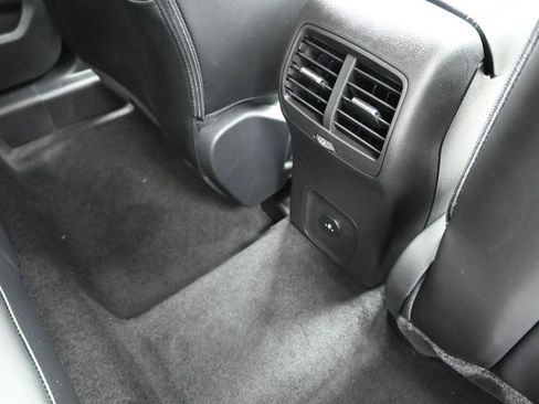 New 2025 Ford Escape SE FWD image 18