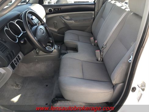 Used 2009 Toyota Tacoma 2WD Regular Cab image 11
