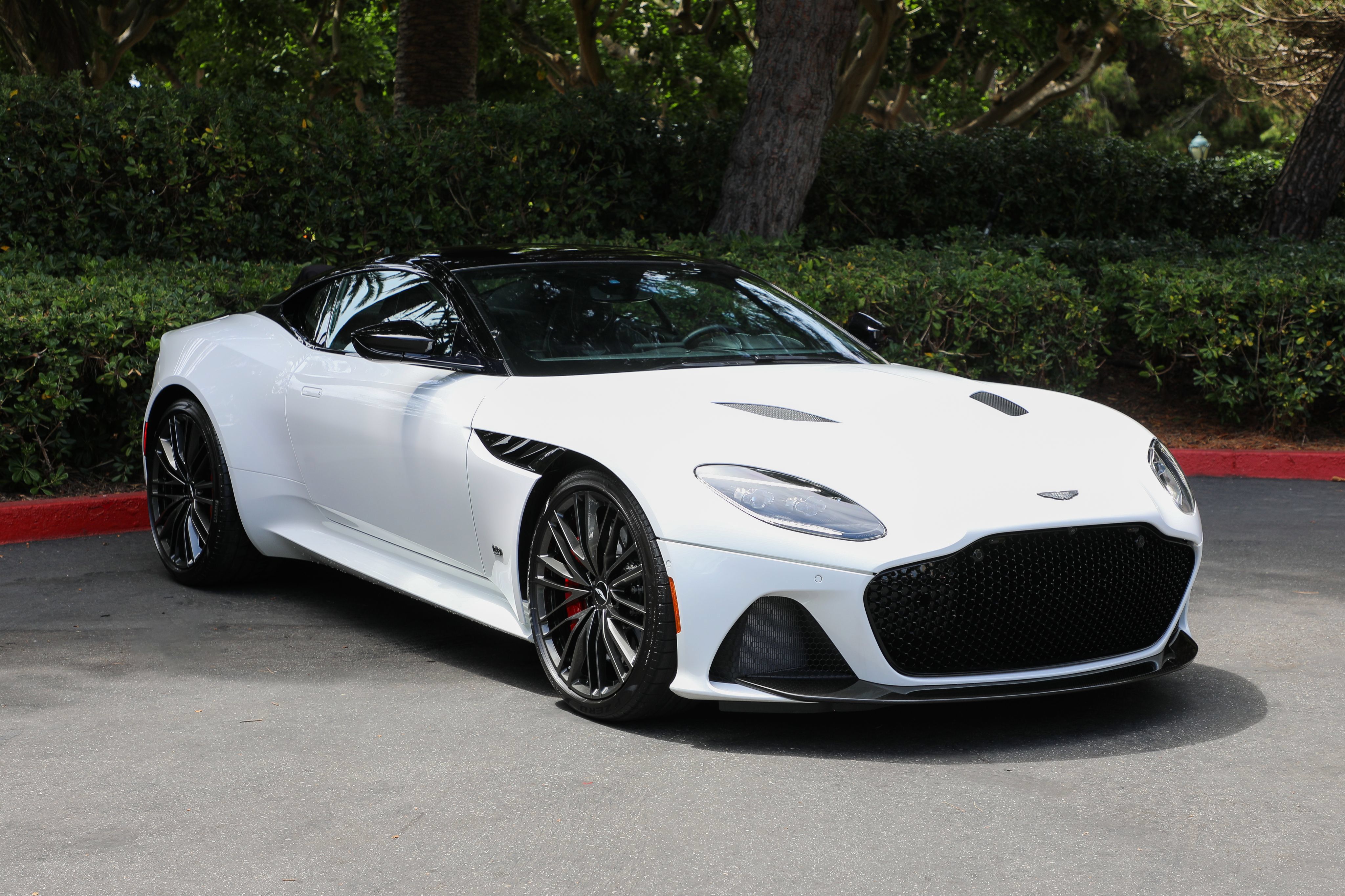 Used 2023 Aston Martin DBS Coupe RWD image 1