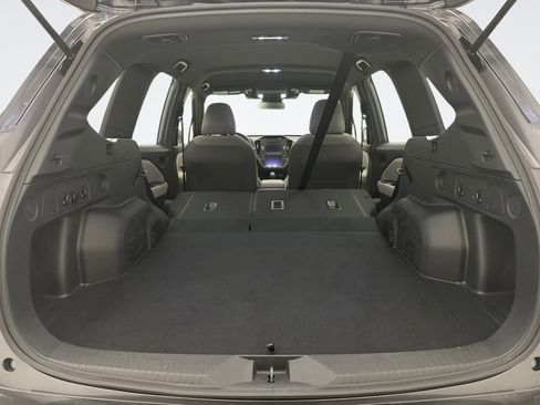 Used 2025 Subaru Forester image 19