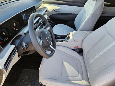 New 2026 Hyundai Tucson SEL FWD image 13