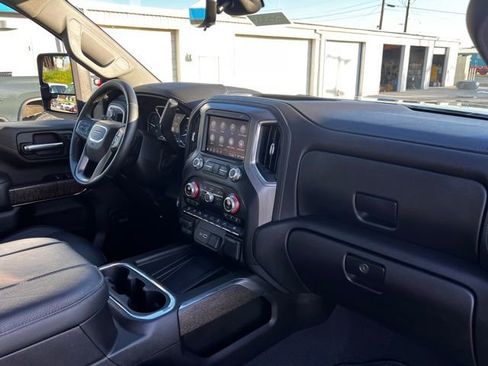 Used 2023 GMC Sierra 3500 Denali w/ Denali Ultimate Package image 36