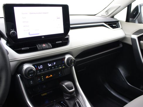 Used 2025 Toyota RAV4 Limited w/ Advanced Technology Package AWD/4WD image 16