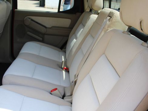 Used 2010 Ford Explorer Sport Trac XLT RWD image 20