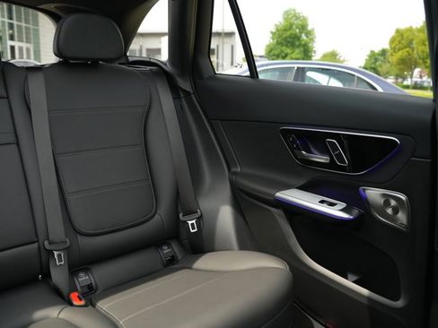 Certified 2026 Mercedes-Benz GLC 300 4MATIC image 37