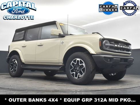 Used 2025 Ford Bronco Outer Banks image 18