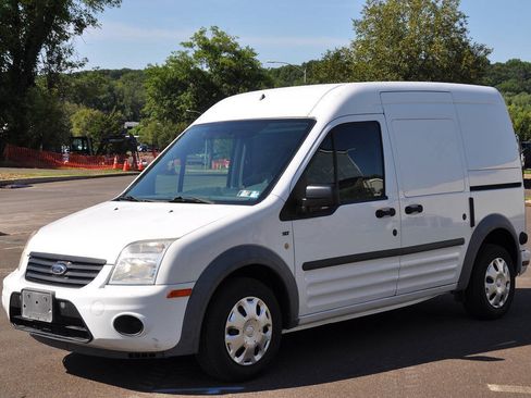 Used 2013 Ford Transit Connect XLT FWD image 1