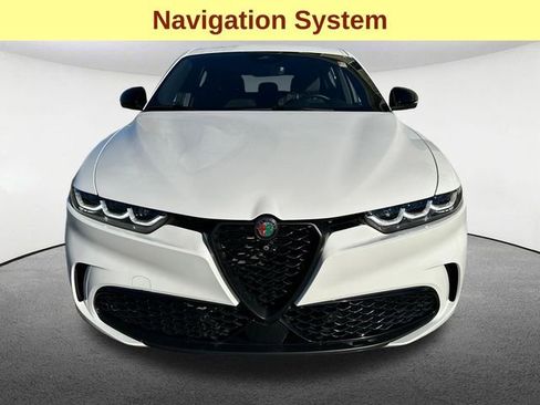 Used 2025 Alfa Romeo Tonale w/ Active Assist Package image 4