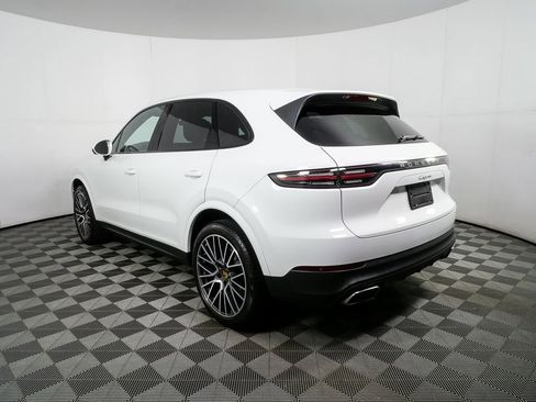 Certified 2023 Porsche Cayenne AWD/4WD image 3