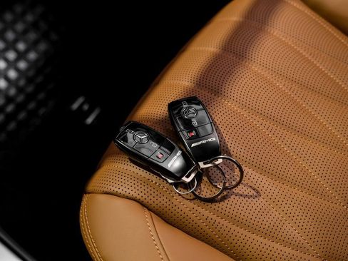 Used 2026 Mercedes-Benz G 63 AMG 4MATIC image 60