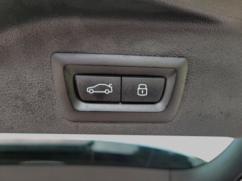 Used 2024 BMW X5 sDrive40i image 10