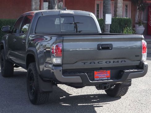 Used 2023 Toyota Tacoma TRD Off-Road w/ TRD Premium Off Road Package AWD/4WD image 6